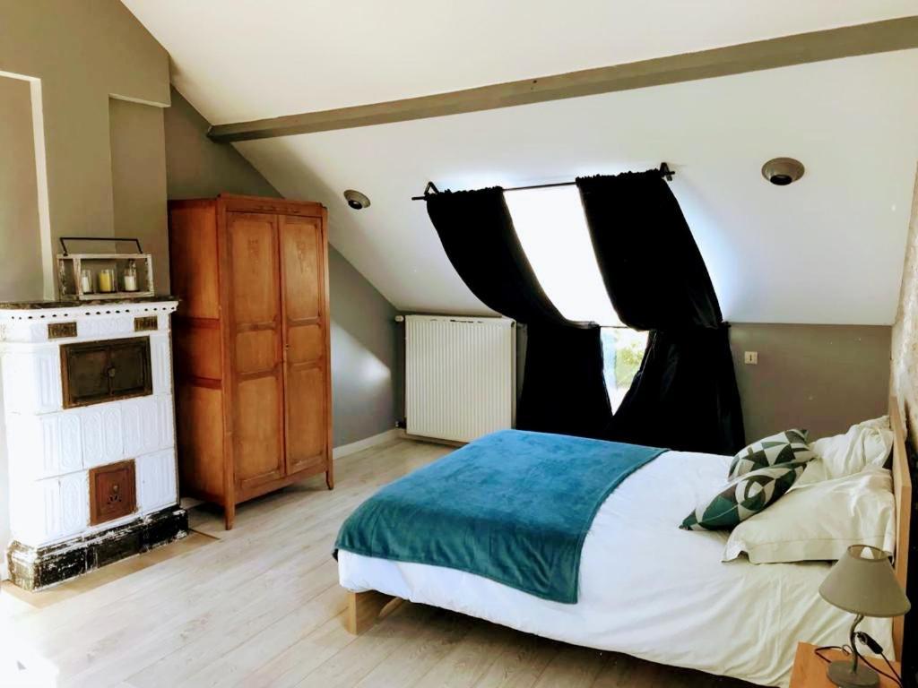La Marelle Bed & Breakfast Avrille-les-Ponceaux Exterior photo