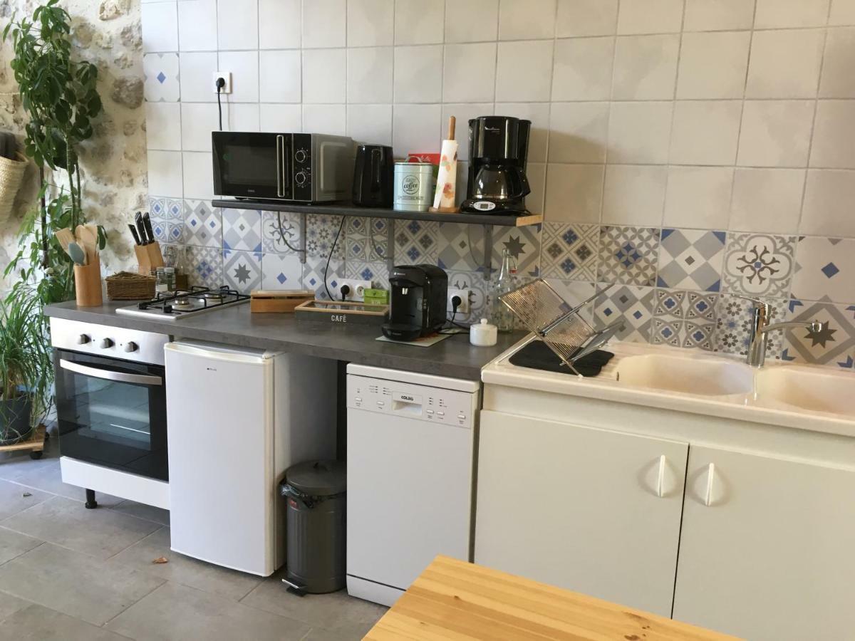 La Marelle Bed & Breakfast Avrille-les-Ponceaux Exterior photo